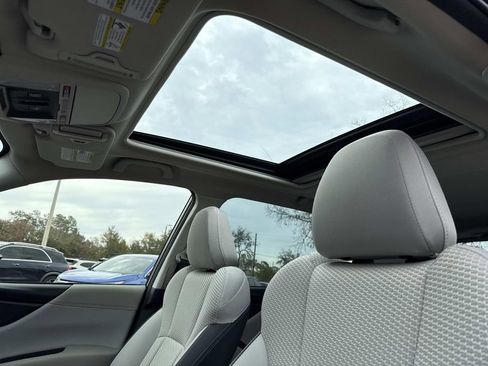 Used 2023 Subaru Forester Premium image 27