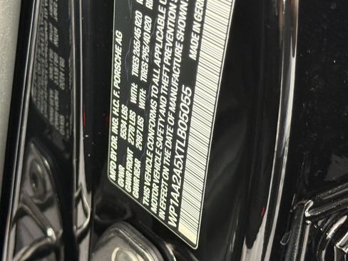 Certified 2026 Porsche Macan AWD/4WD image 24