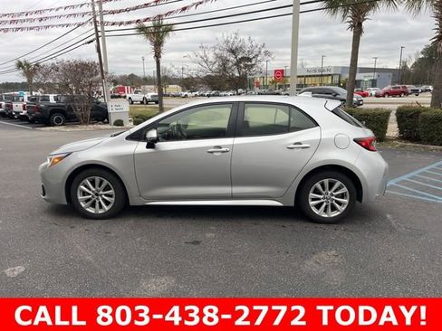 Used 2025 Toyota Corolla SE image 35