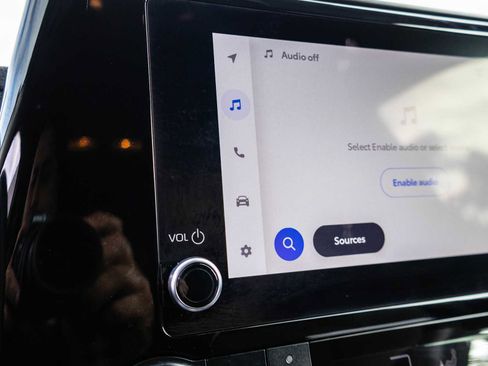 Certified 2024 Toyota Highlander LE image 32