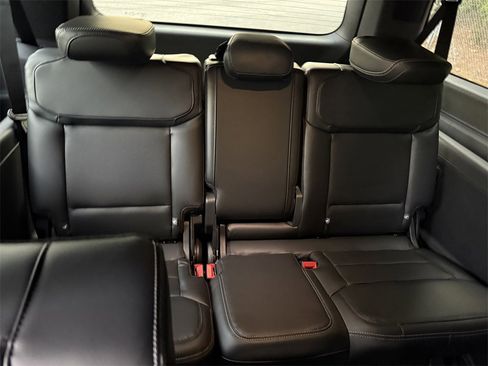 New 2025 Ford Expedition Max Platinum w/ Stealth Performance Package image 17