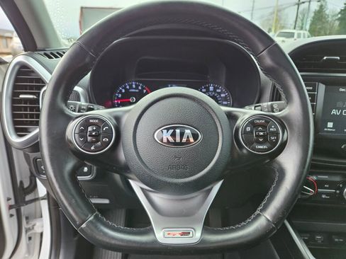 Used 2020 Kia Soul GT-Line w/ GT 2.0L Power Sunroof Package image 18