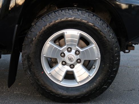 Used 2014 Toyota Tacoma 4x4 Double Cab image 9