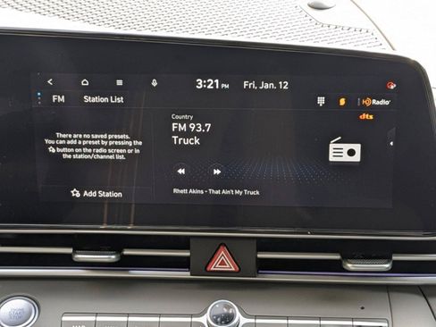 New 2026 Hyundai Elantra Sport FWD image 25