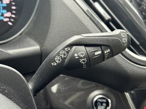 Used 2015 Ford Escape Titanium image 17