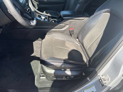 Used 2023 Jeep Grand Cherokee L Laredo AWD/4WD image 14
