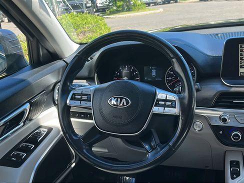 Used 2020 Kia Telluride EX AWD/4WD image 28