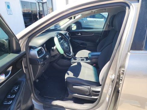 Used 2016 Kia Sorento L FWD image 14