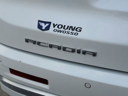 Used 2021 GMC Acadia Denali w/ Denali Technology Package image 36