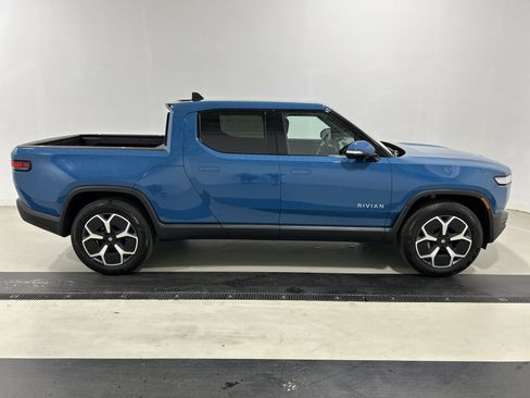 Used 2024 Rivian R1T Adventure Dual AWD/4WD image 6