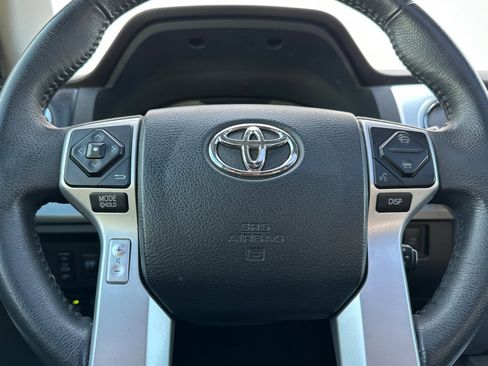 Used 2015 Toyota Tundra Platinum image 32