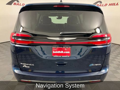 Certified 2023 Chrysler Pacifica Limited image 6