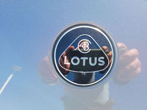 Used 2025 Lotus Emira RWD image 11