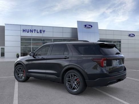 New 2026 Ford Explorer ST-Line w/ ST-Line Street Pack AWD/4WD image 4