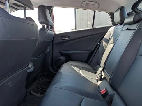 Used 2022 Toyota Prius Prime XLE FWD image 16
