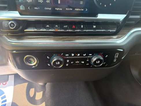 Certified 2024 Chevrolet Silverado 1500 LT AWD/4WD image 19