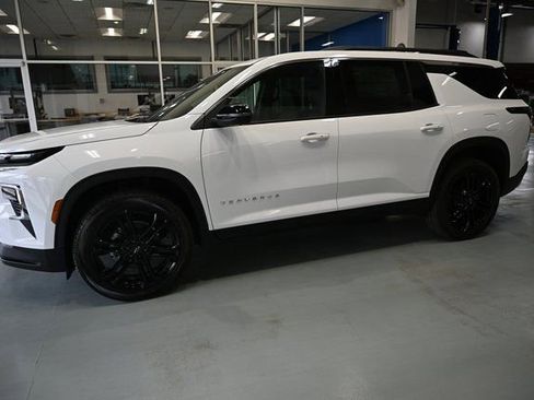 New 2026 Chevrolet Traverse LT w/ Driver Confidence Package image 7