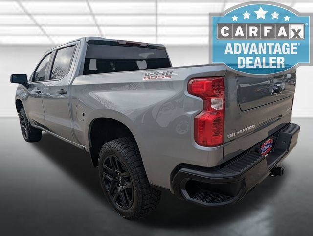 Used 2026 Chevrolet Silverado 1500 Custom Trail Boss AWD/4WD image 2