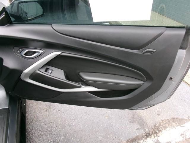 Used 2019 Chevrolet Camaro SS RWD image 21
