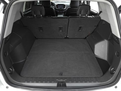 Used 2020 GMC Terrain SLT w/ Preferred Package image 29