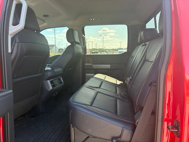 Used 2026 Ford F350 Lariat w/ Lariat Ultimate Package AWD/4WD image 10