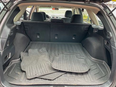 Used 2017 Subaru Outback 2.5i AWD/4WD image 28