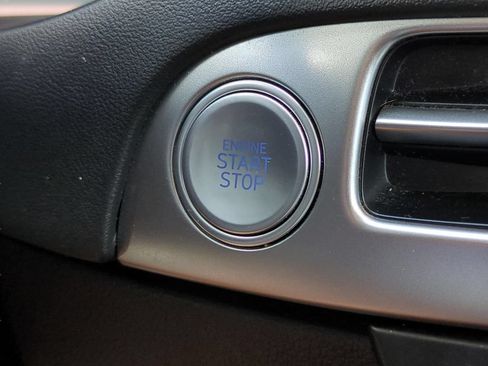 Used 2024 Hyundai Palisade SEL FWD image 24