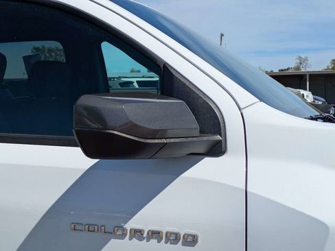 Used 2023 Chevrolet Colorado LT w/ LT Convenience Package image 12