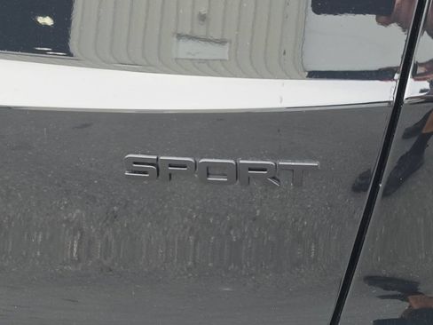 Used 2024 Honda CR-V Sport image 9