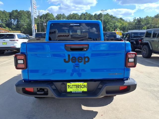 New 2025 Jeep Gladiator Sport AWD/4WD image 3