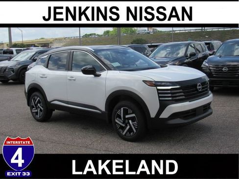 New 2026 Nissan Kicks SV FWD image 1