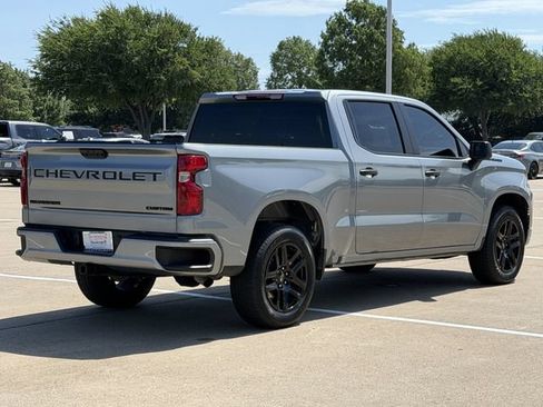 Used 2026 Chevrolet Silverado 1500 Custom RWD image 4