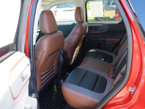 Used 2023 Ford Bronco Sport Outer Banks w/ Tech Package AWD/4WD image 19
