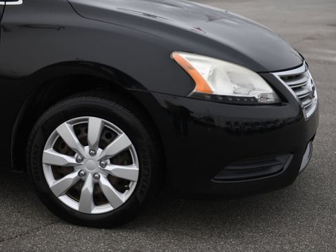 Used 2015 Nissan Sentra SV image 3