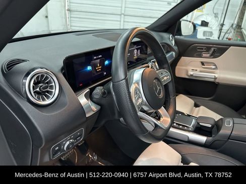 Used 2022 Mercedes-Benz GLB 250 4MATIC w/ AMG Line image 14