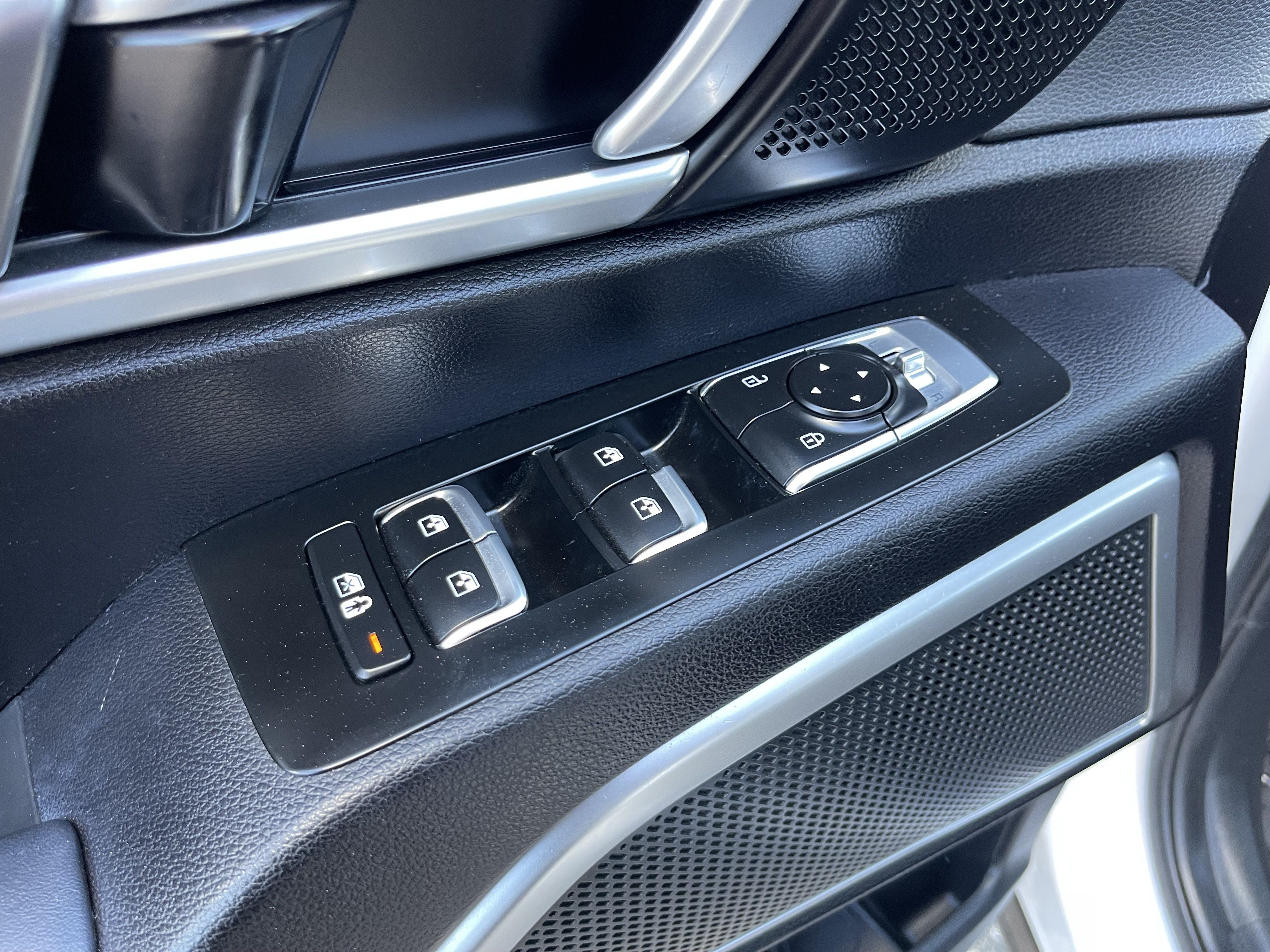 Used 2021 Kia Telluride S FWD image 21