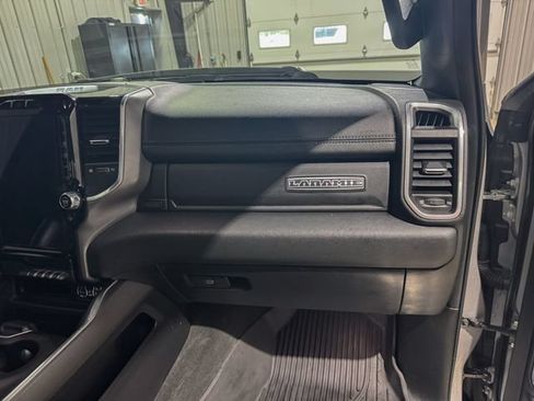 Used 2021 RAM 1500 Laramie AWD/4WD image 30