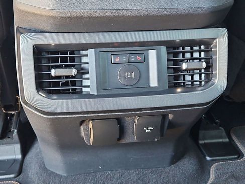 Certified 2024 Ford F350 Platinum w/ FX4 Off-Road Package AWD/4WD image 25