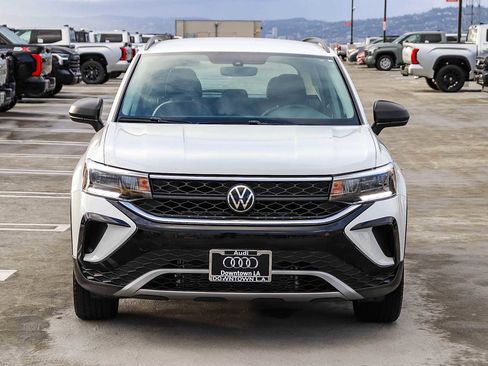 Used 2023 Volkswagen Taos S image 2