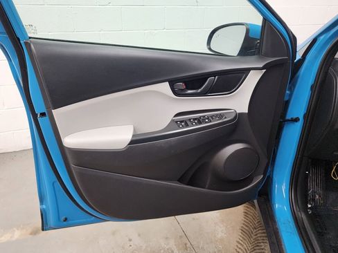 Used 2023 Hyundai Kona SEL image 9