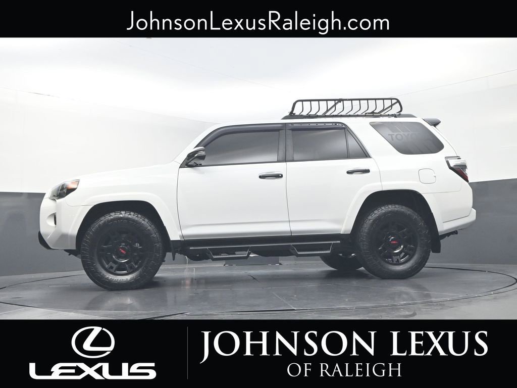 Used 2021 Toyota 4Runner Venture w/ Moonroof Package AWD/4WD image 21