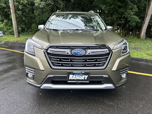 Certified 2023 Subaru Forester Touring AWD/4WD image 3