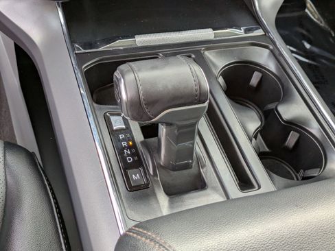 Used 2025 Ford F150 Lariat w/ Equipment Group 501A Mid image 26