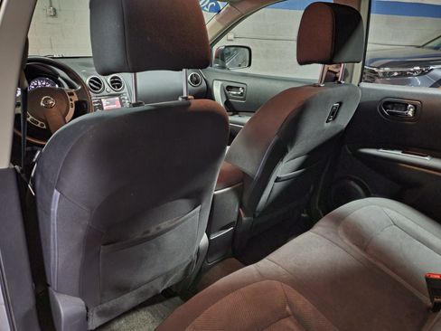 Used 2015 Nissan Rogue S w/ Convenience Package AWD/4WD image 12