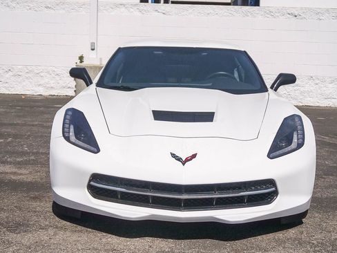 Used 2015 Chevrolet Corvette Stingray Coupe w/ Carbon Flash Badge Package RWD image 2