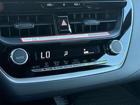 New 2026 Toyota Corolla SE image 15