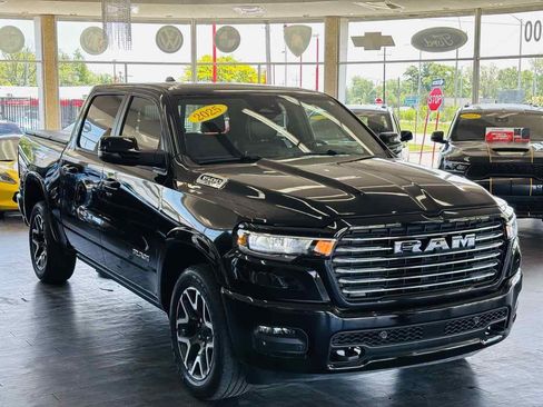 Used 2025 RAM 1500 Laramie w/ Laramie Southwest Edition AWD/4WD image 1