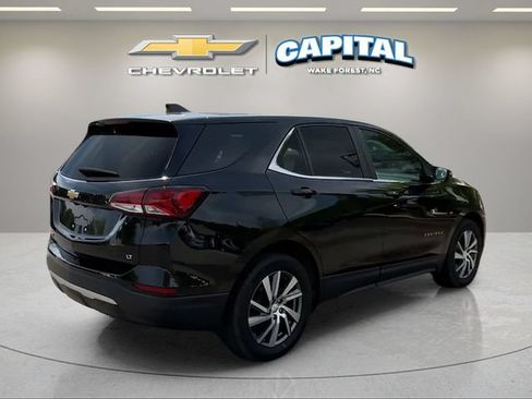 Used 2024 Chevrolet Equinox LT FWD image 5