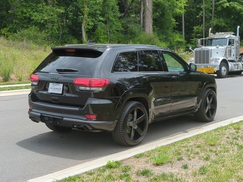 Used 2019 Jeep Grand Cherokee High Altitude AWD/4WD image 13