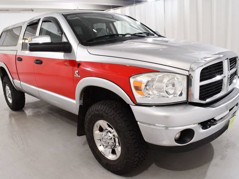 Used 2006 Dodge Ram 2500 Truck SLT w/ Quad Cab Big Horn Value Group AWD/4WD image 5